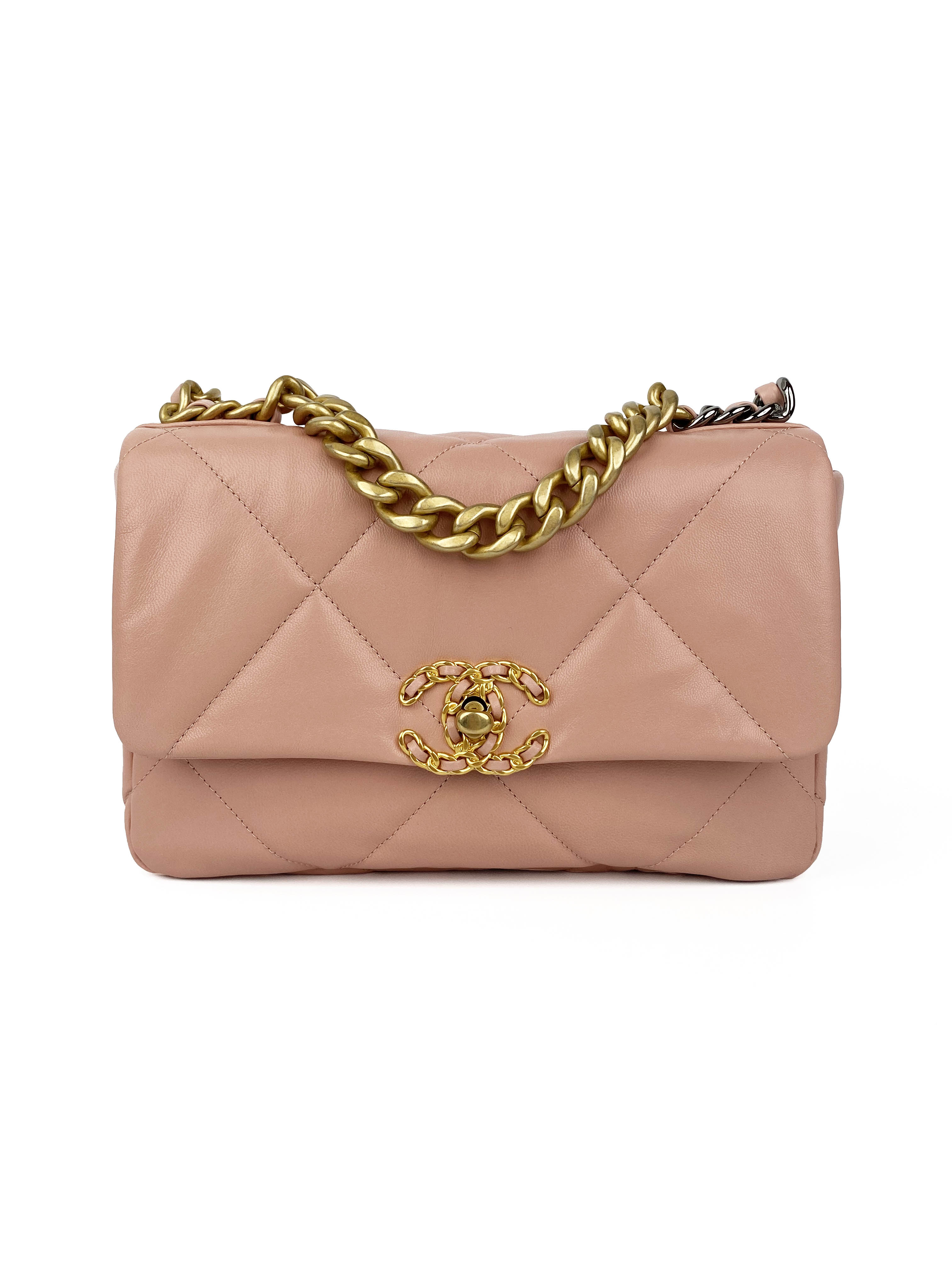 ChanelBlushPinkSmallC19Bag-1.jpg