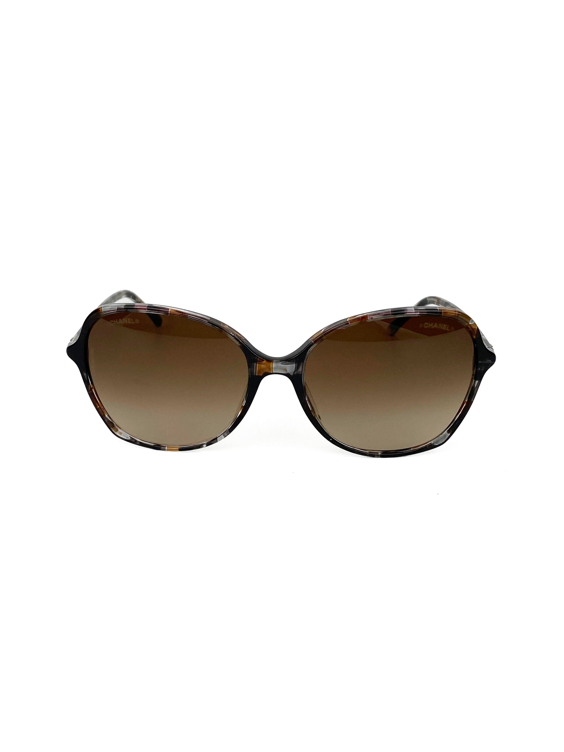 ChanelCCTortoiseshellSunglasses-1.jpg