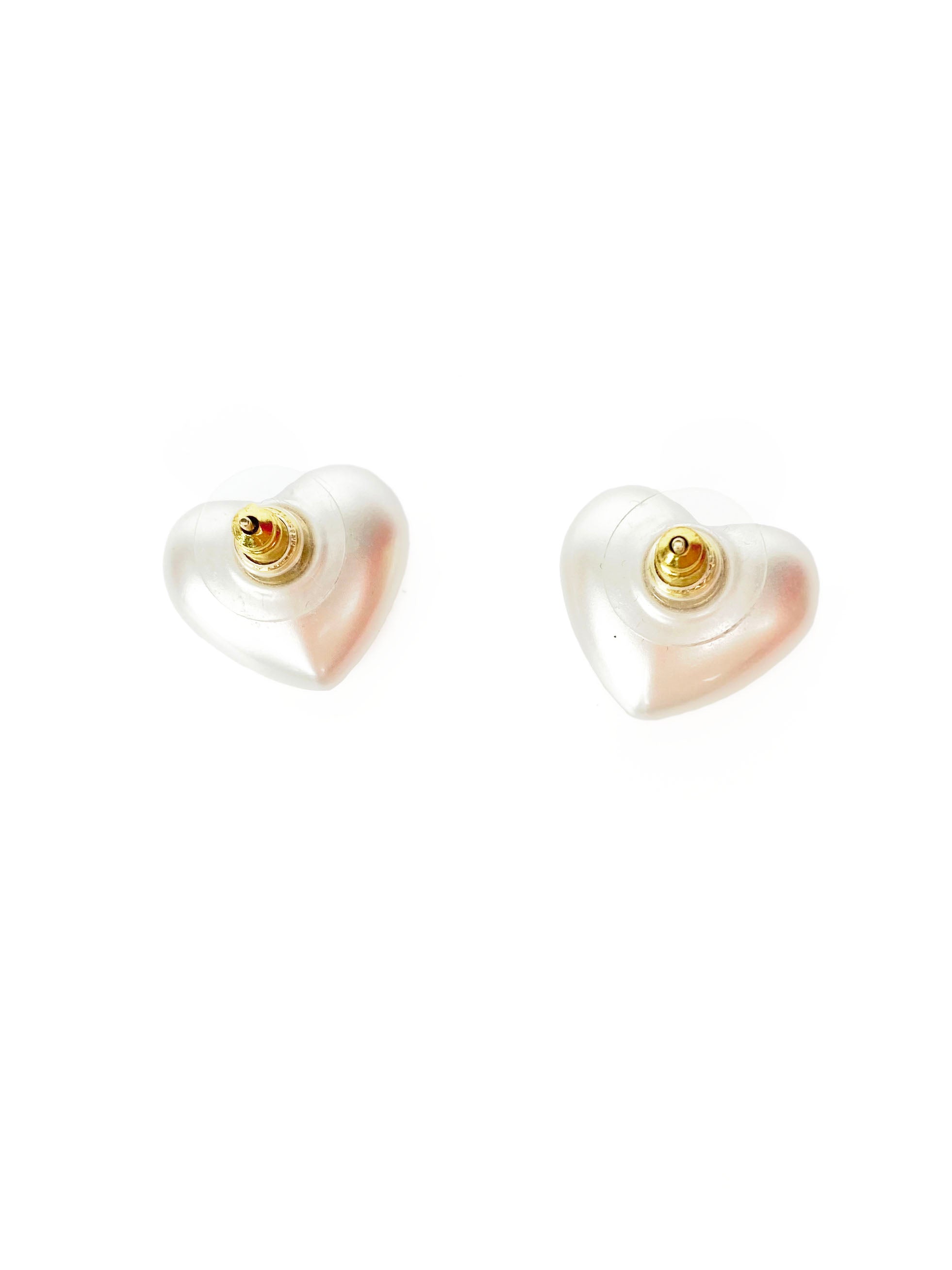 ChanelHeartFauxPearlEarrings-1.jpg