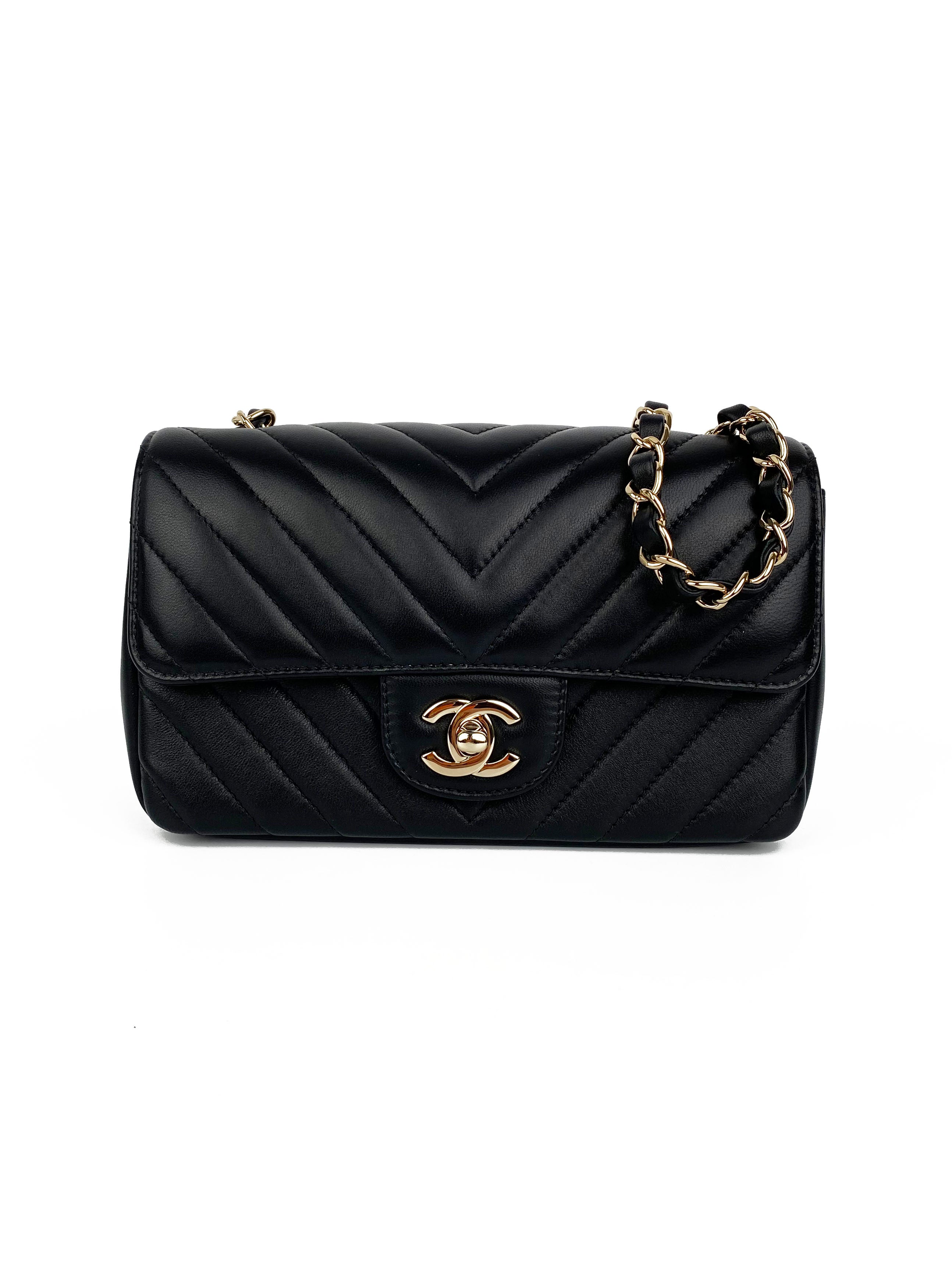 ChanelMiniBlackChevronClassicFlapBag-1.jpg