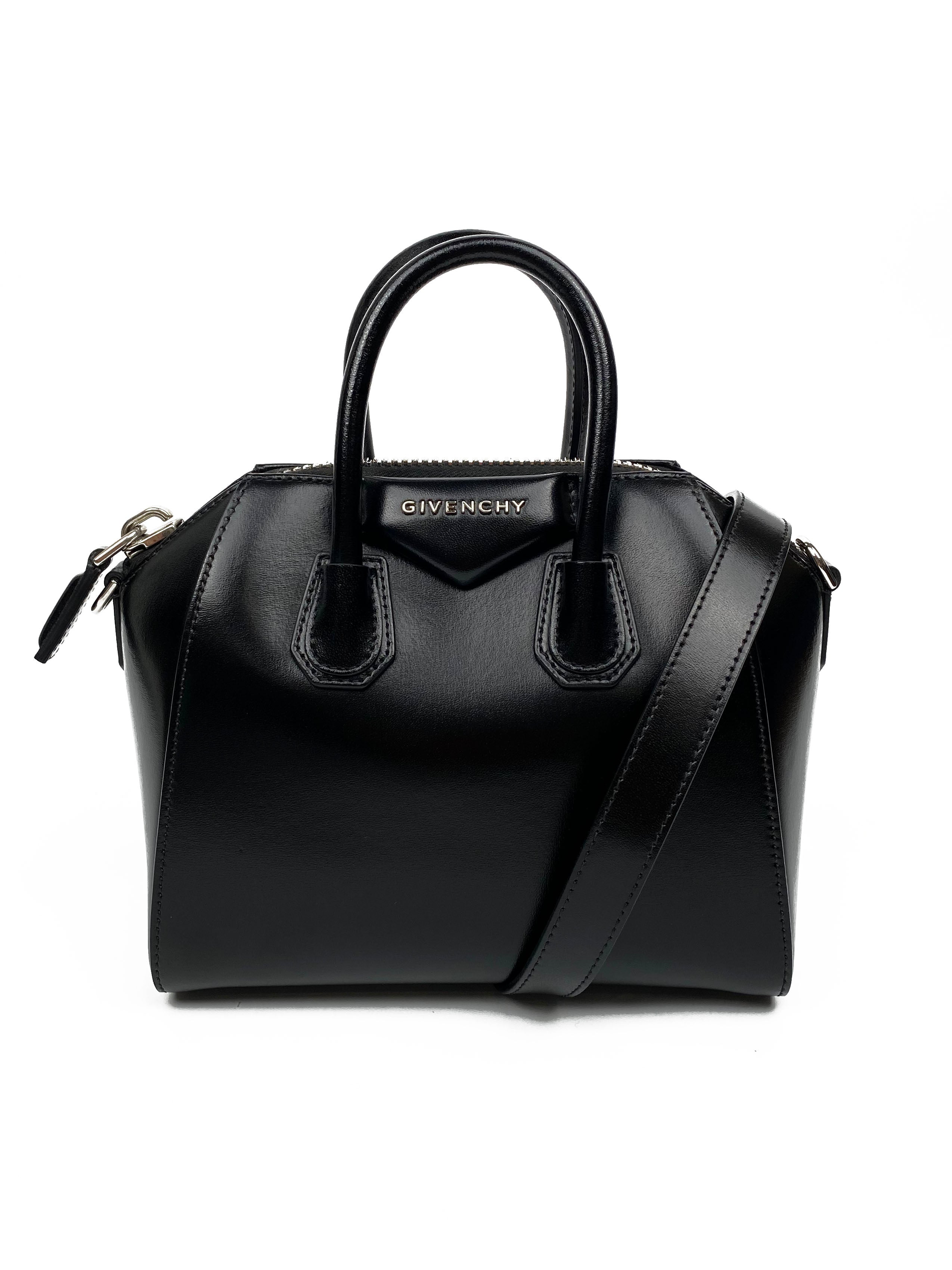 GivenchyMiniBlackAntigonaBag-1_78b3e95c-c94e-42c6-8c97-7b70fe59e090.jpg