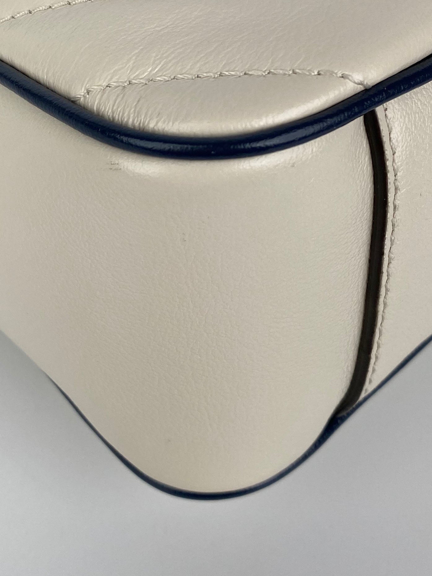 Gucci GG Marmont Torchon White 
Blue Shoulder Bag