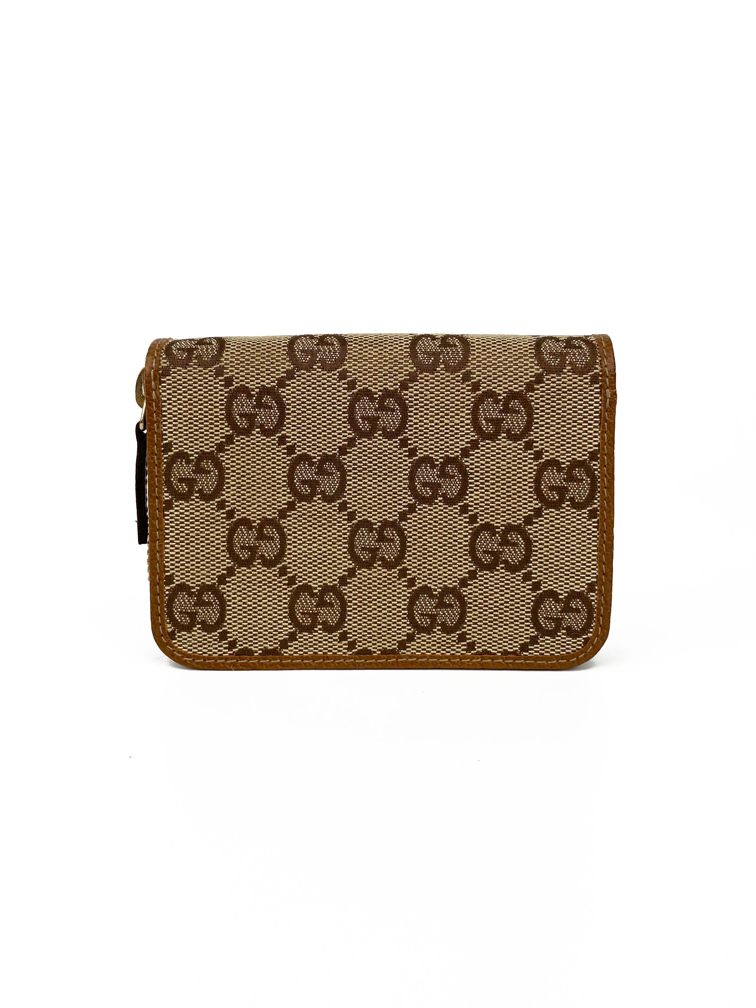 GucciMonogramZippedCardholder-10.jpg