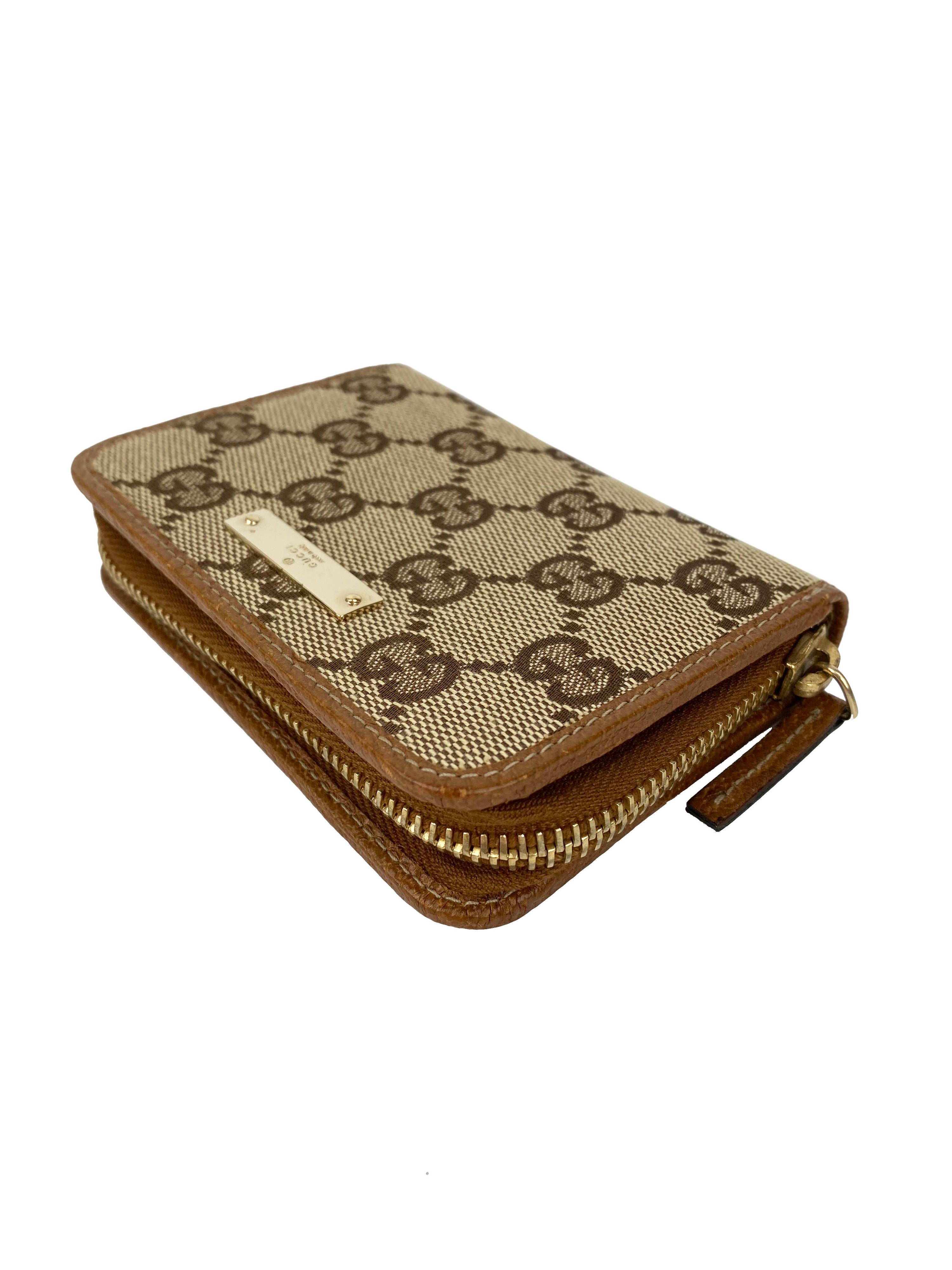 Gucci Monogram Zipped Cardholder