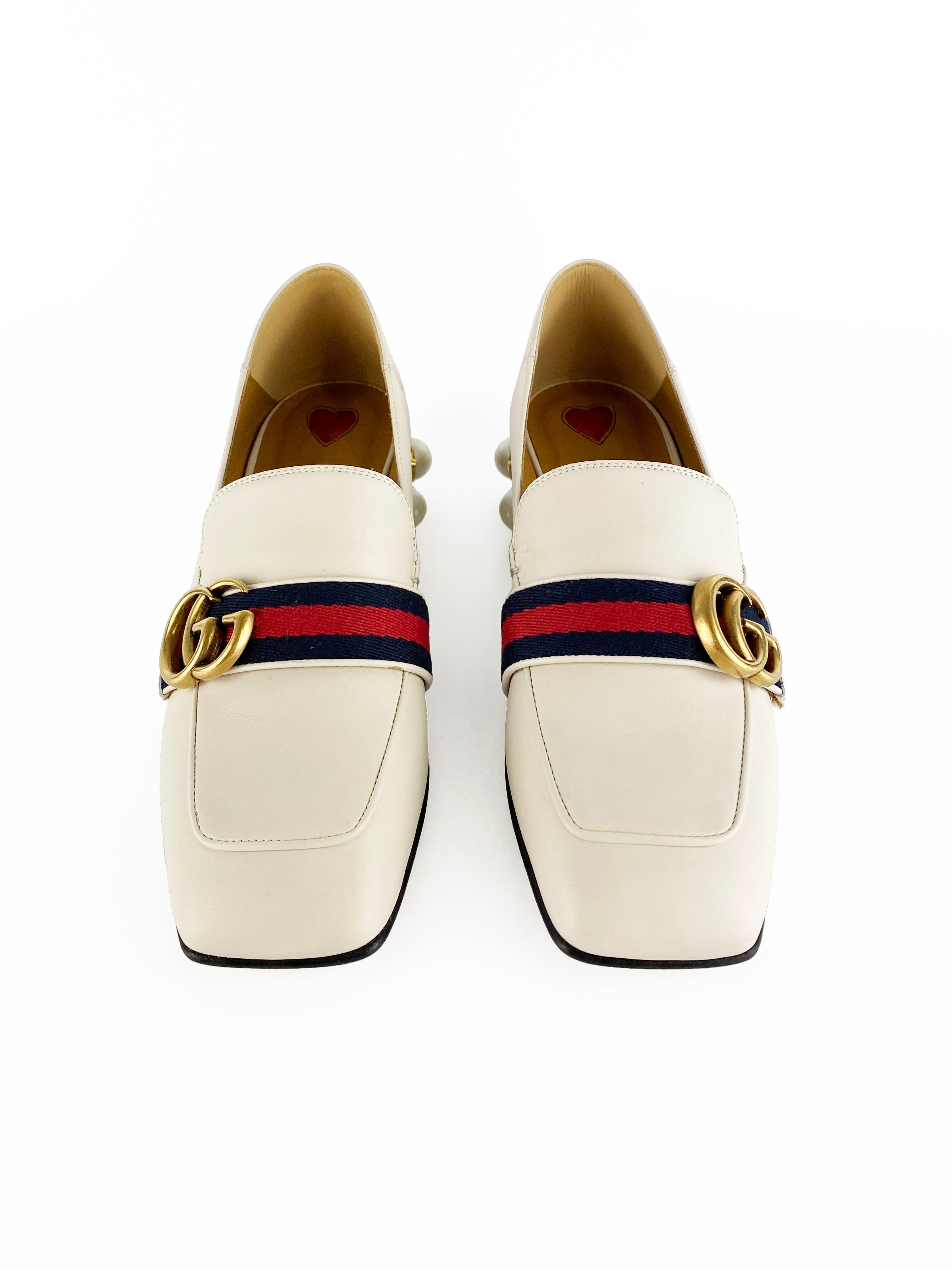 GucciWhiteLeatherMid-heelLoafers-2.jpg