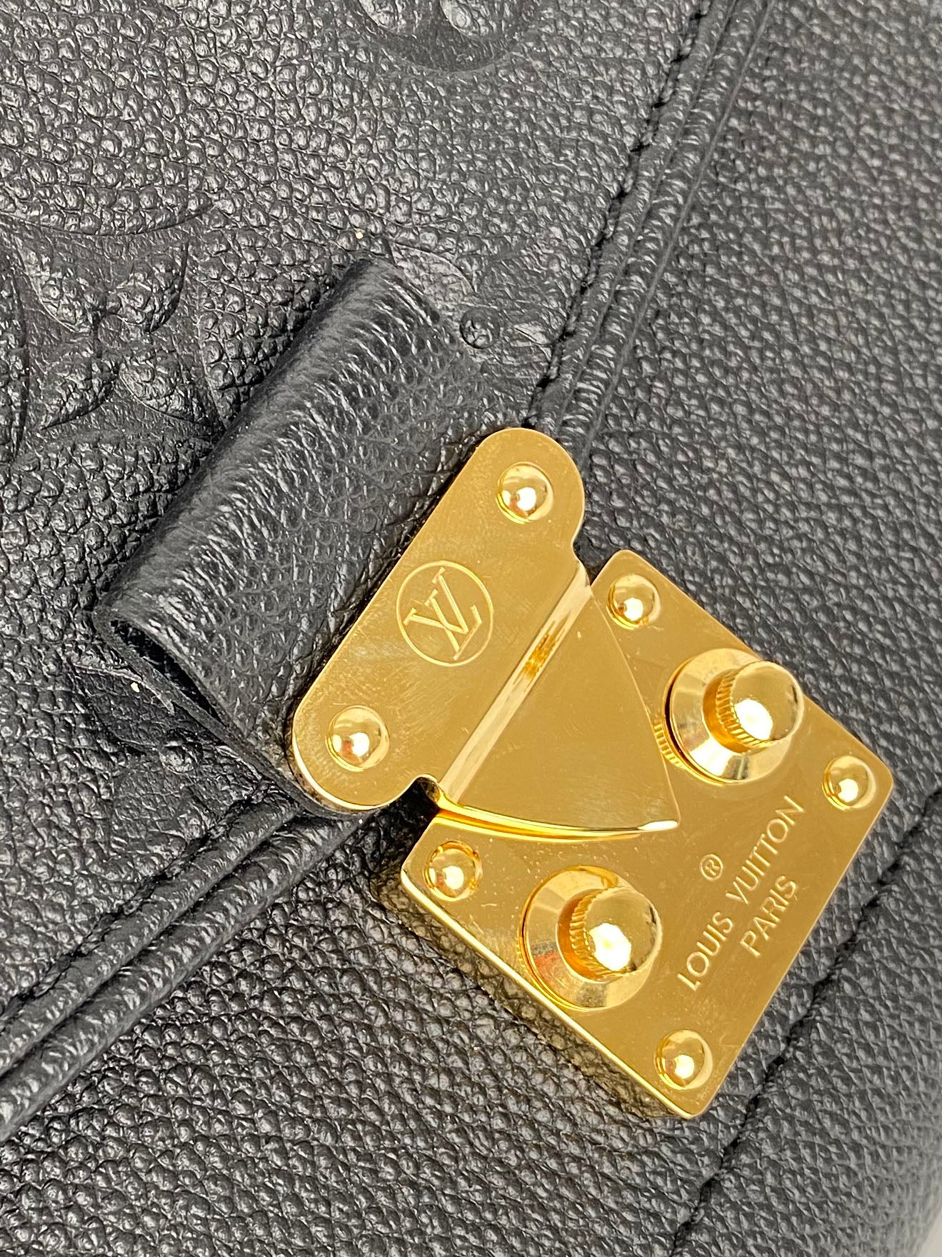 Louis Vuitton Black Saint Germain MM Bag