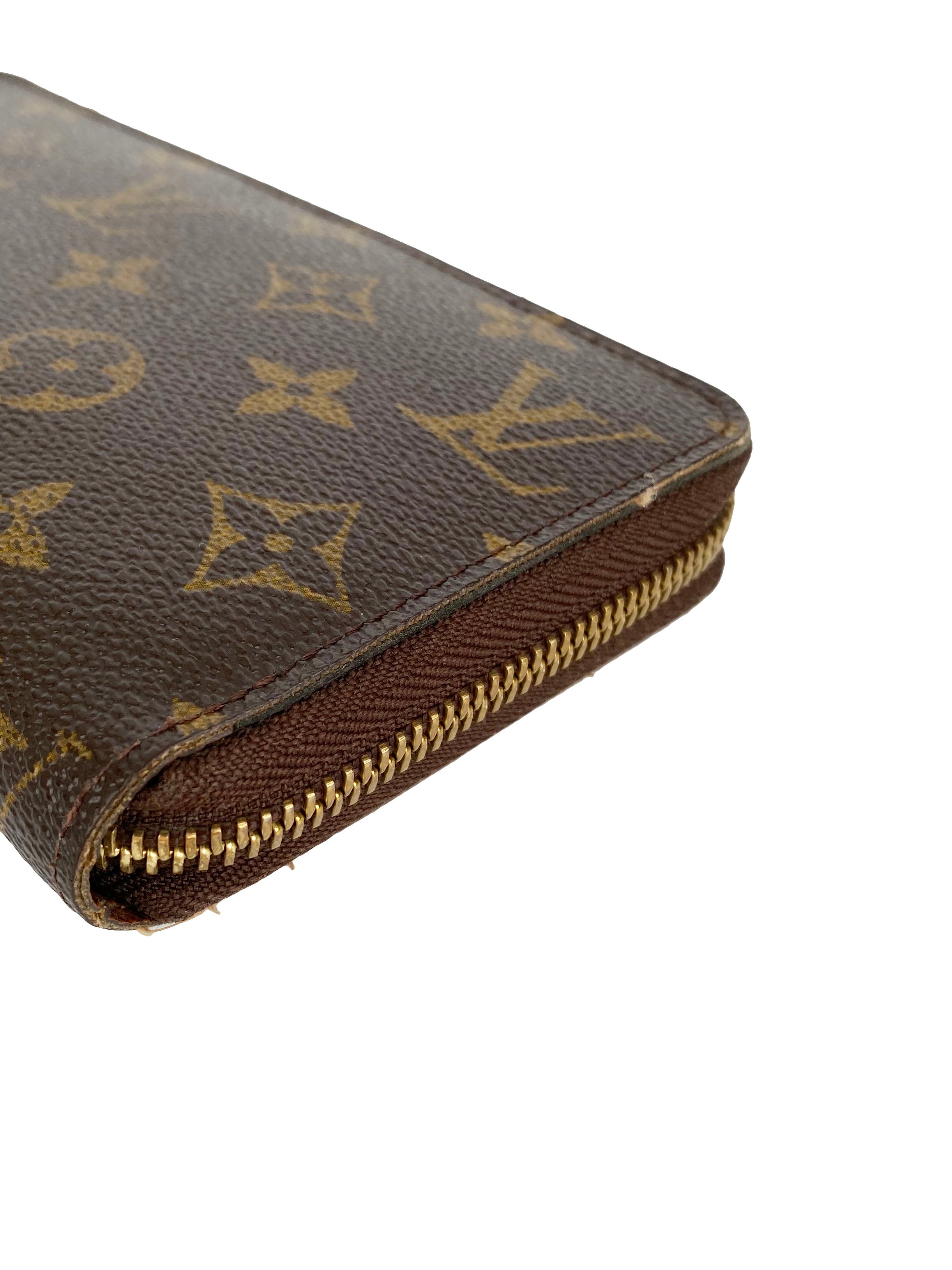 Louis Vuitton Brown Zippy Wallet