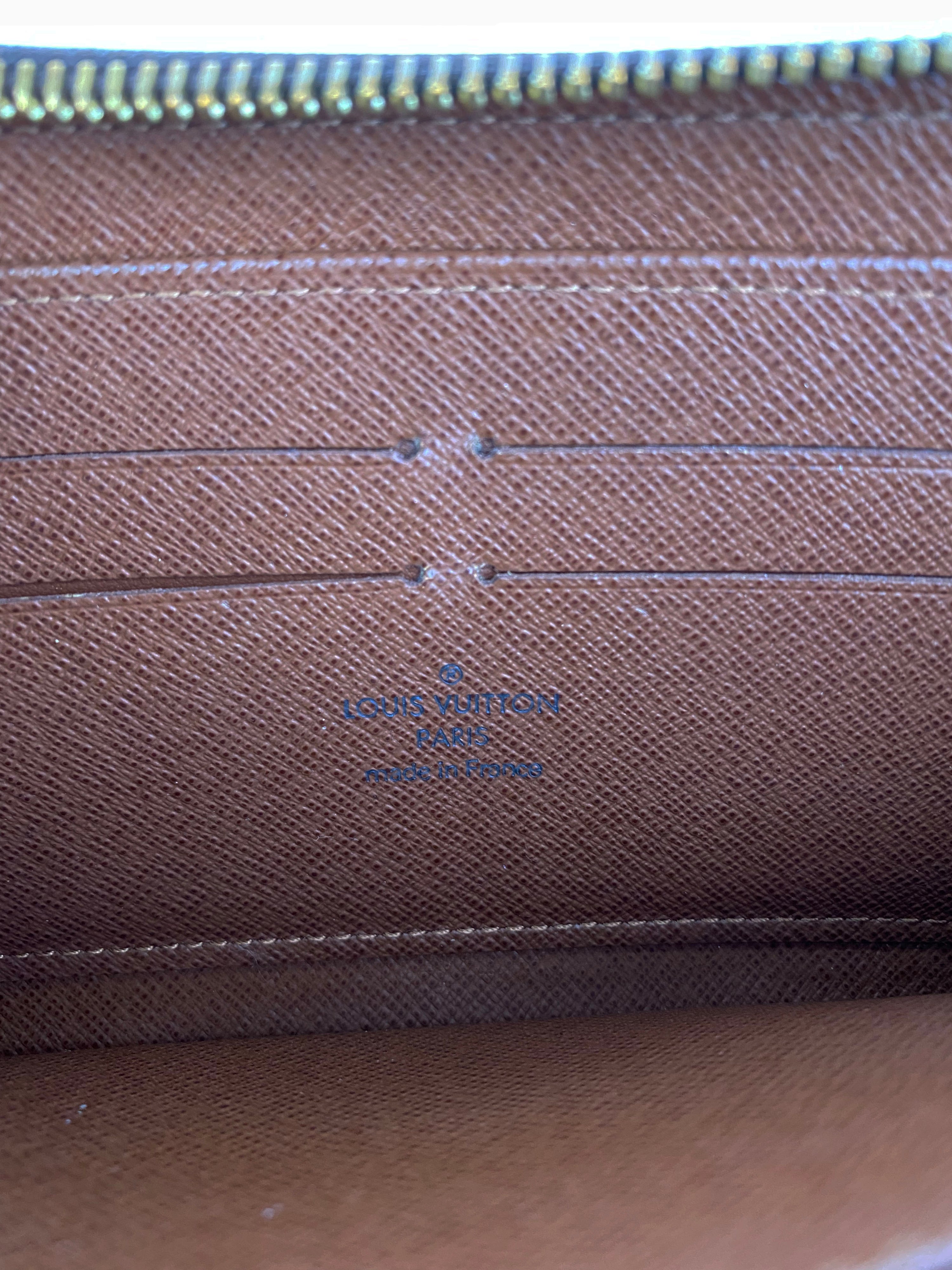 Louis Vuitton Brown Zippy Wallet