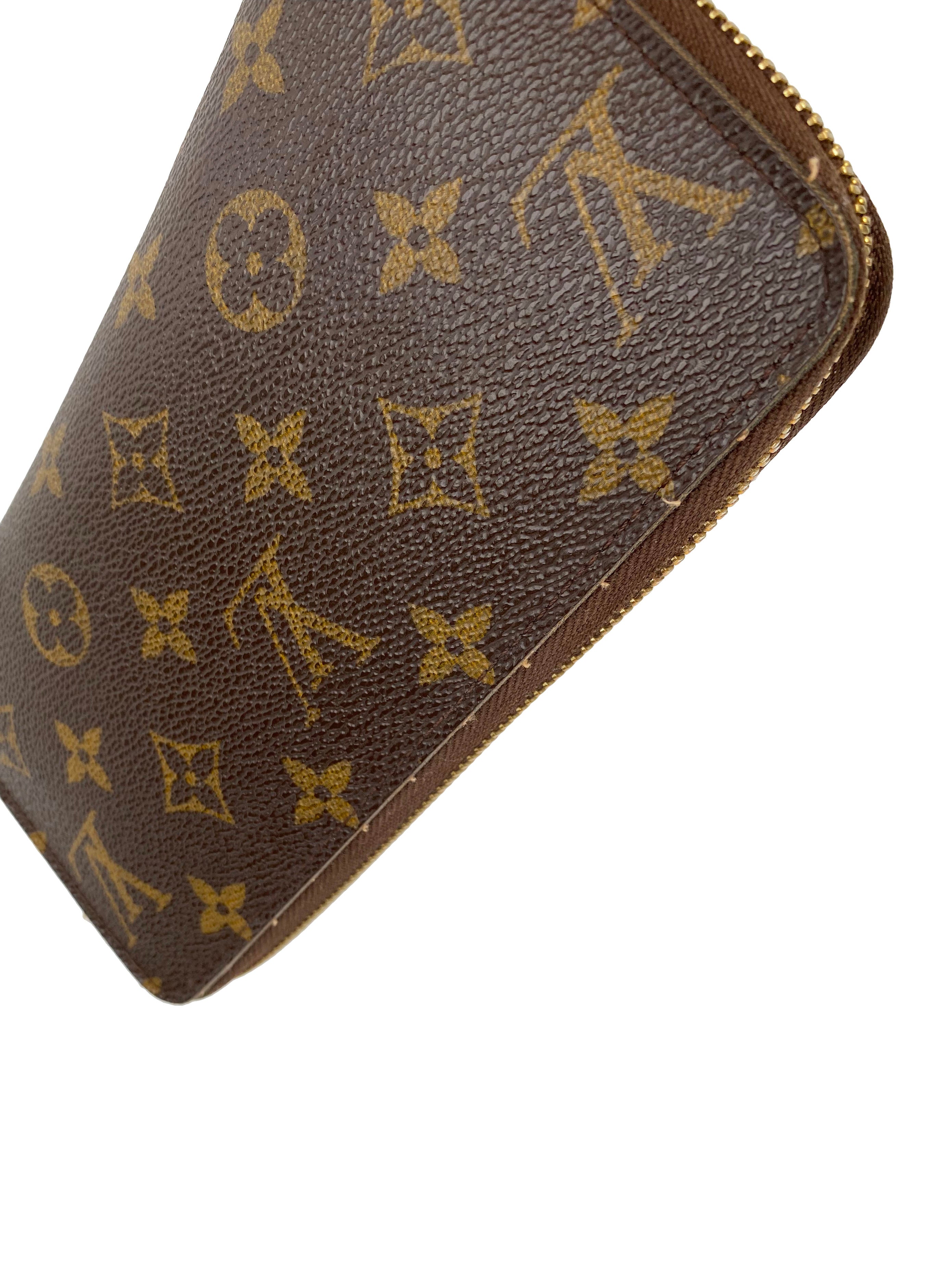 Louis Vuitton Brown Zippy Wallet