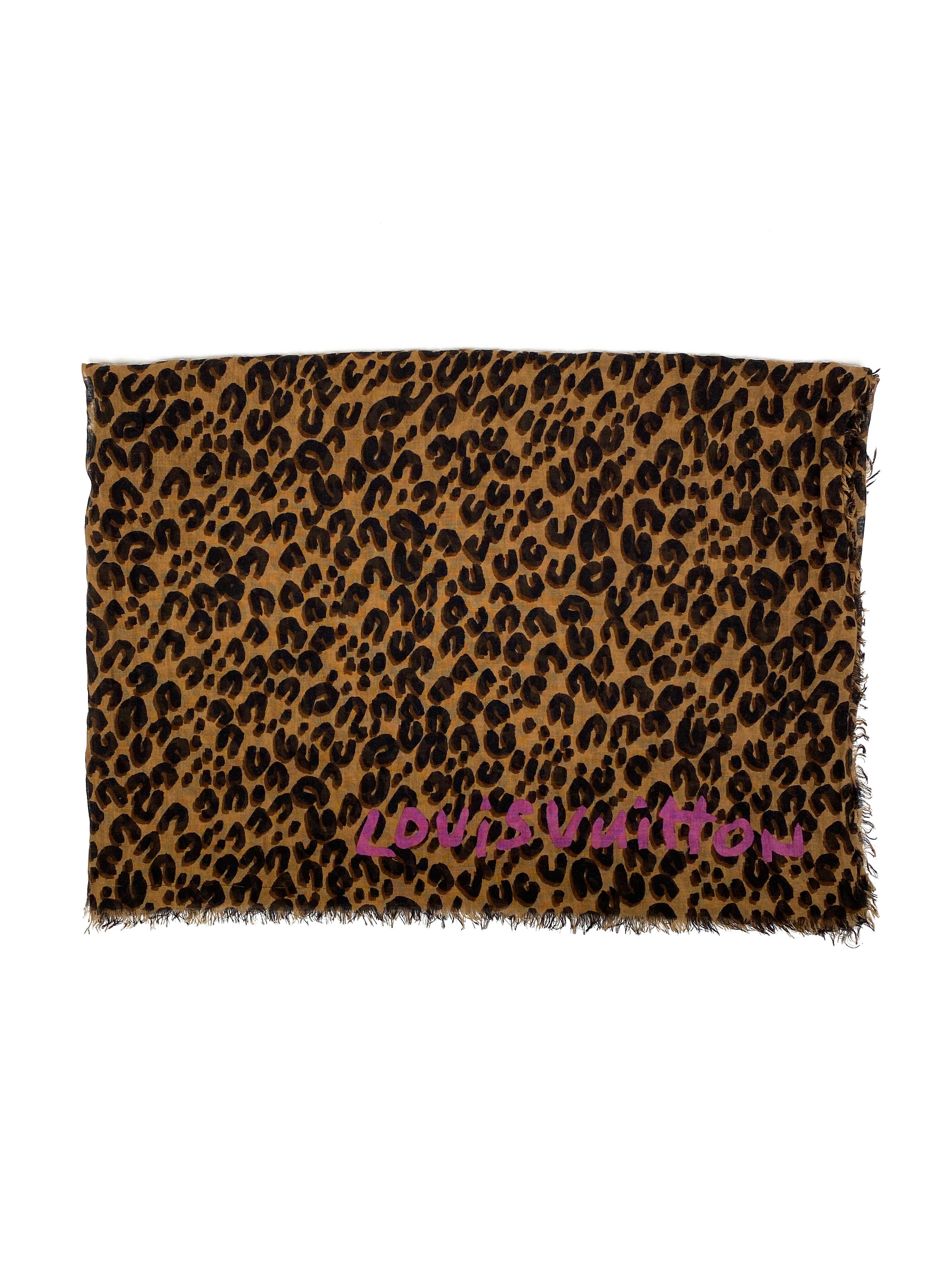 LouisVuittonLeopardStoleScarf-5.jpg