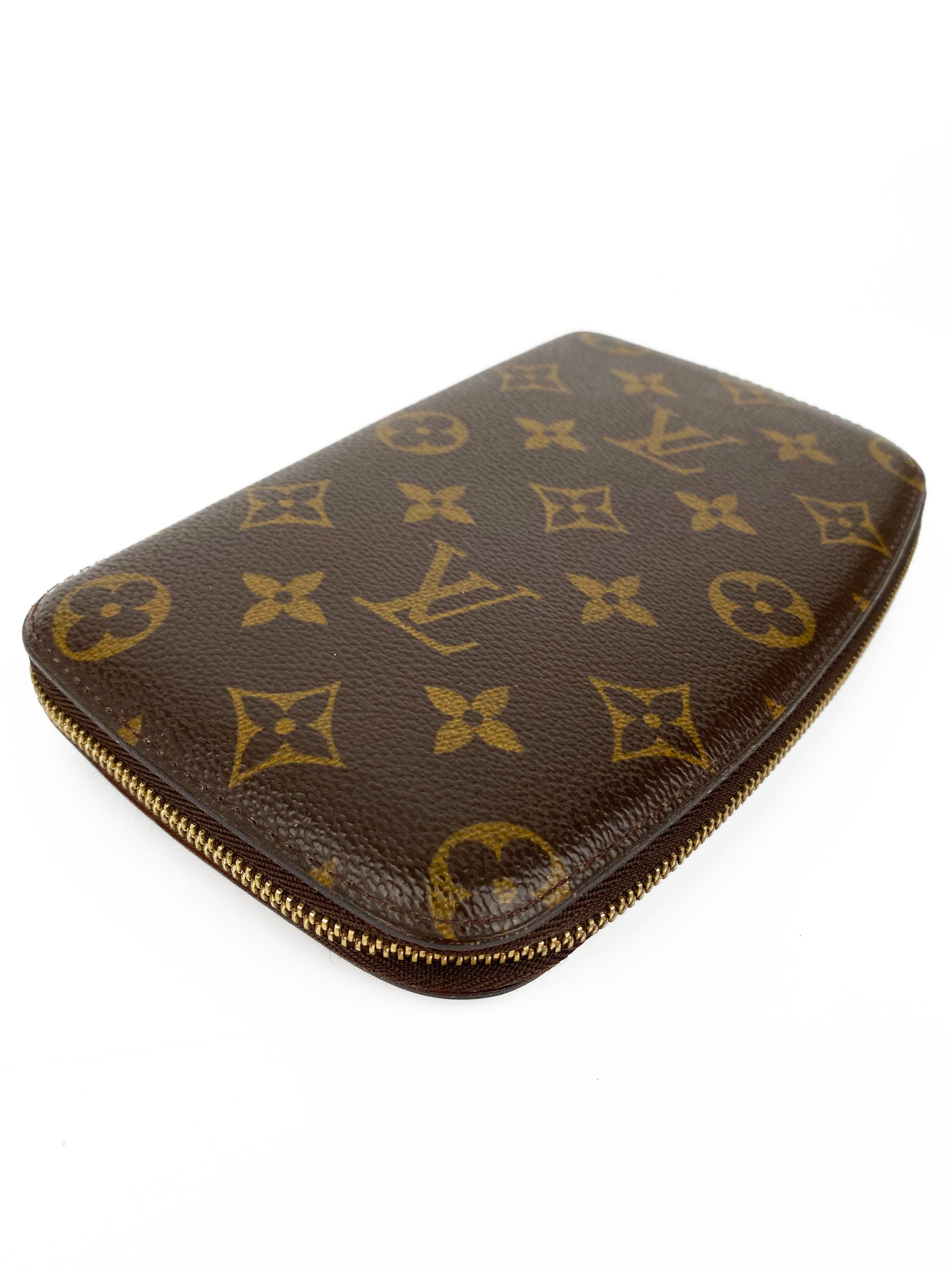 Louis Vuitton Monogram Agenda Wallet