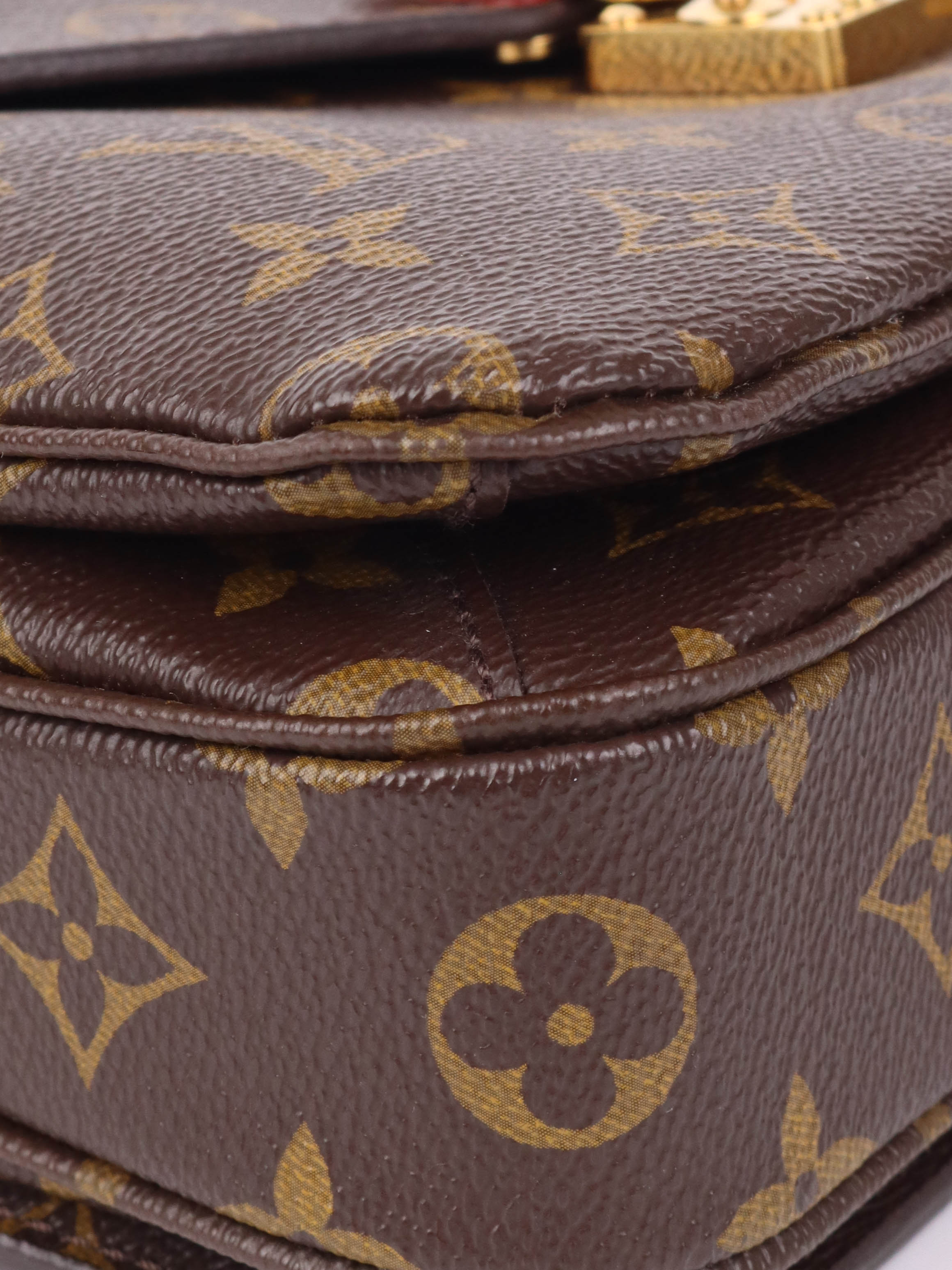 Louis Vuitton Monogram Pochette Metis Bag