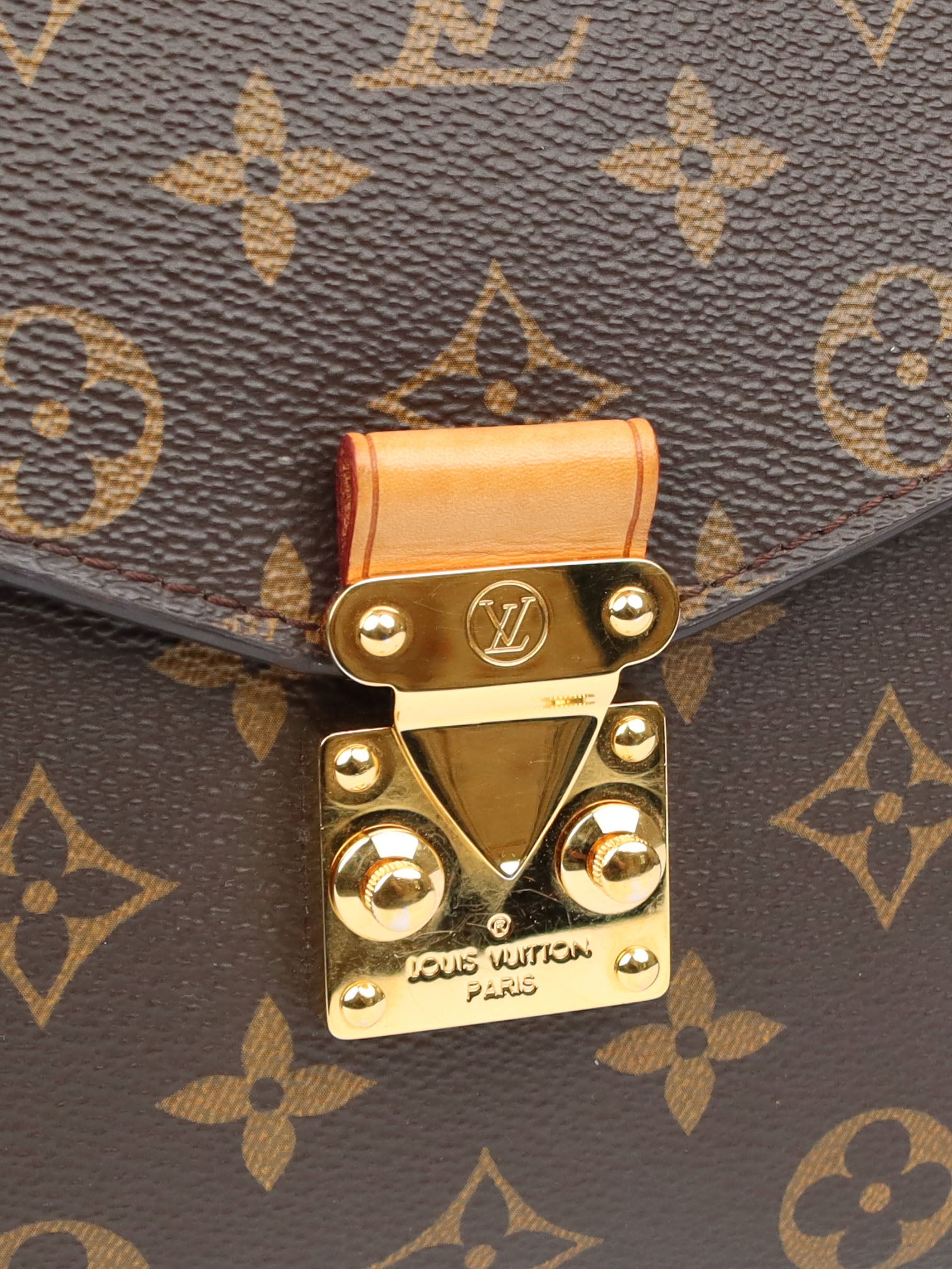 Louis Vuitton Monogram Pochette Metis Bag