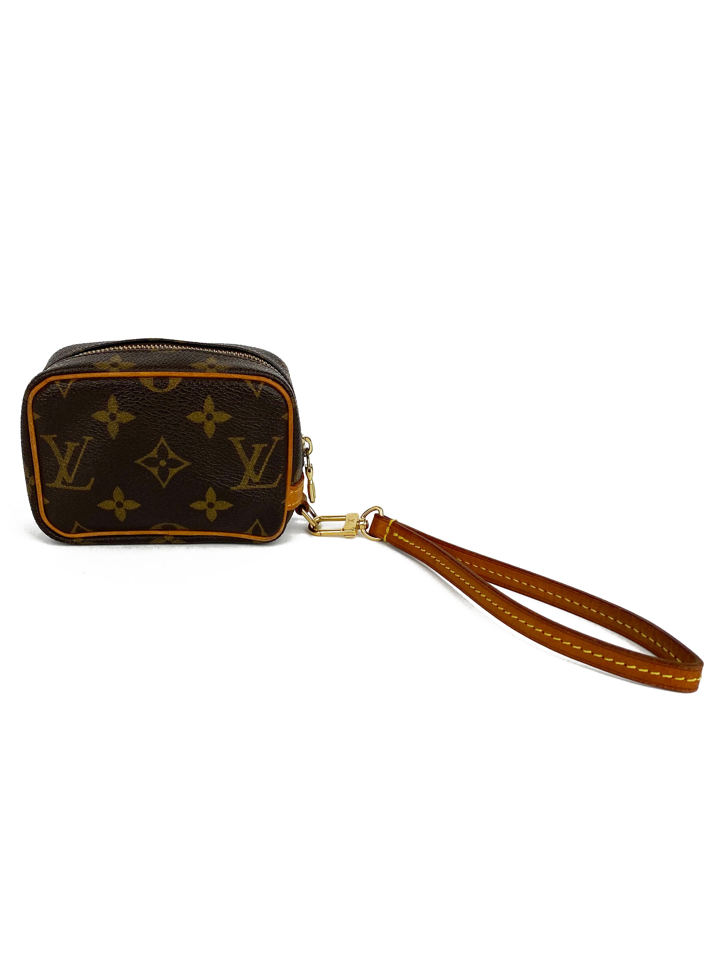 Louis Vuitton Monogram Wapity Coin Pouch