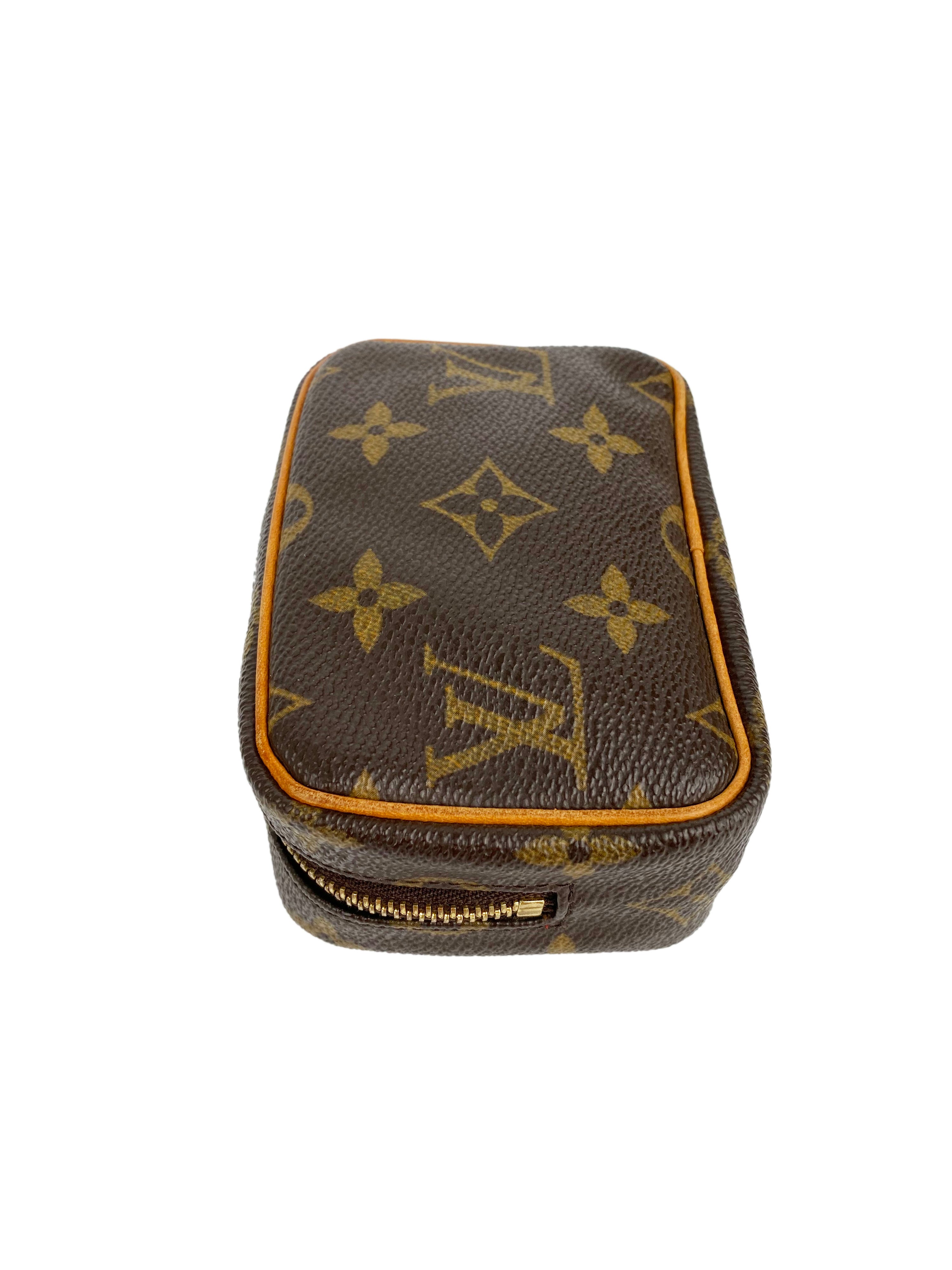 Louis Vuitton Monogram Wapity Coin Pouch