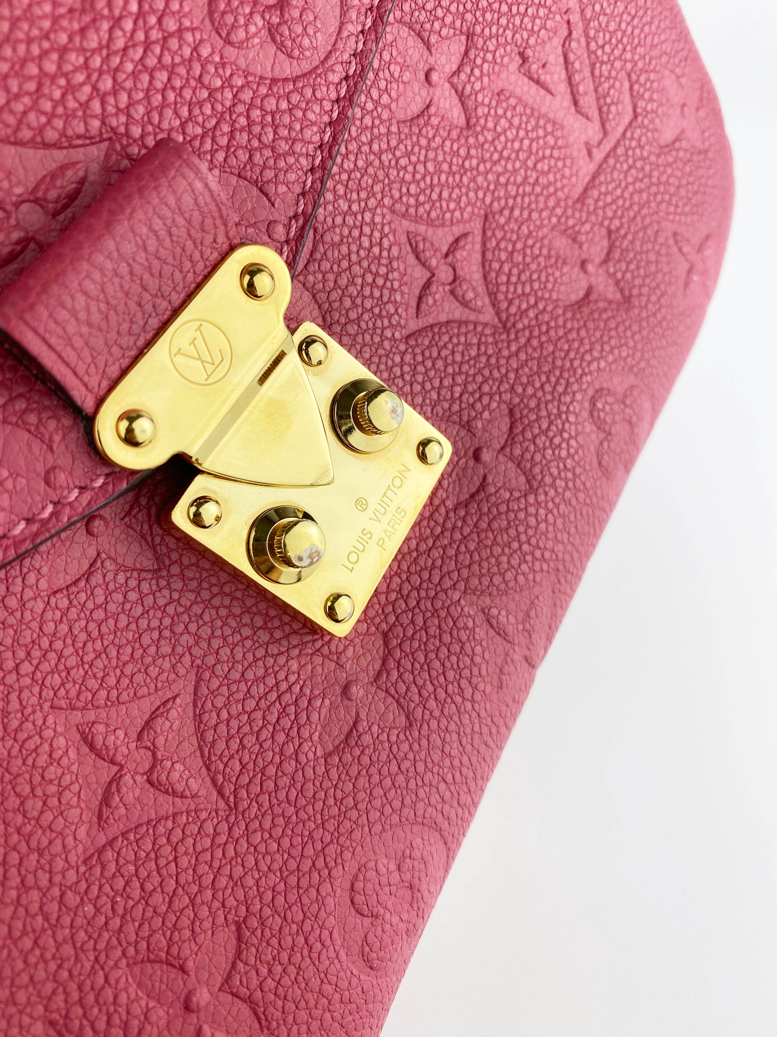 Louis Vuitton Pochette Metis Empreinte Rose Bruyere Bag