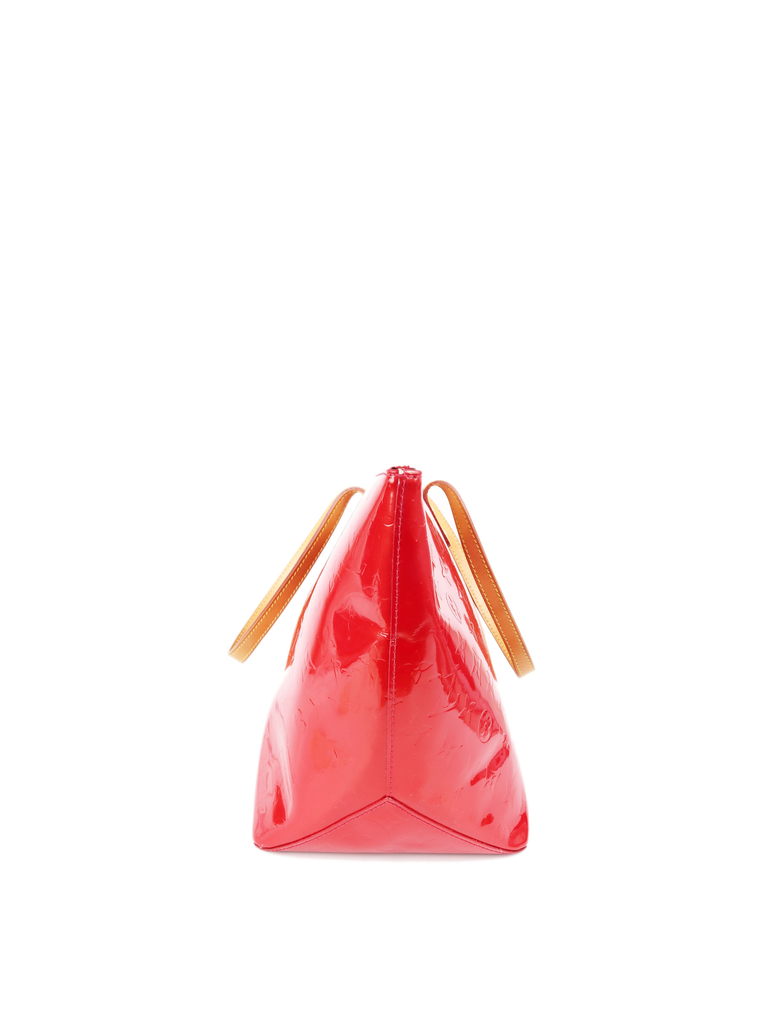 Louis Vuitton Pomme d
Amour Vernis Bellevue GM