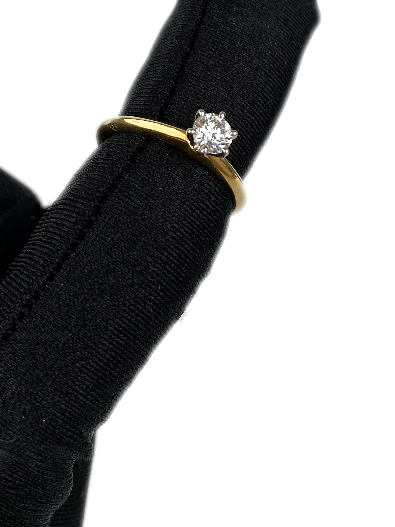 Tiffany  Co 0.35ct Gold Ring