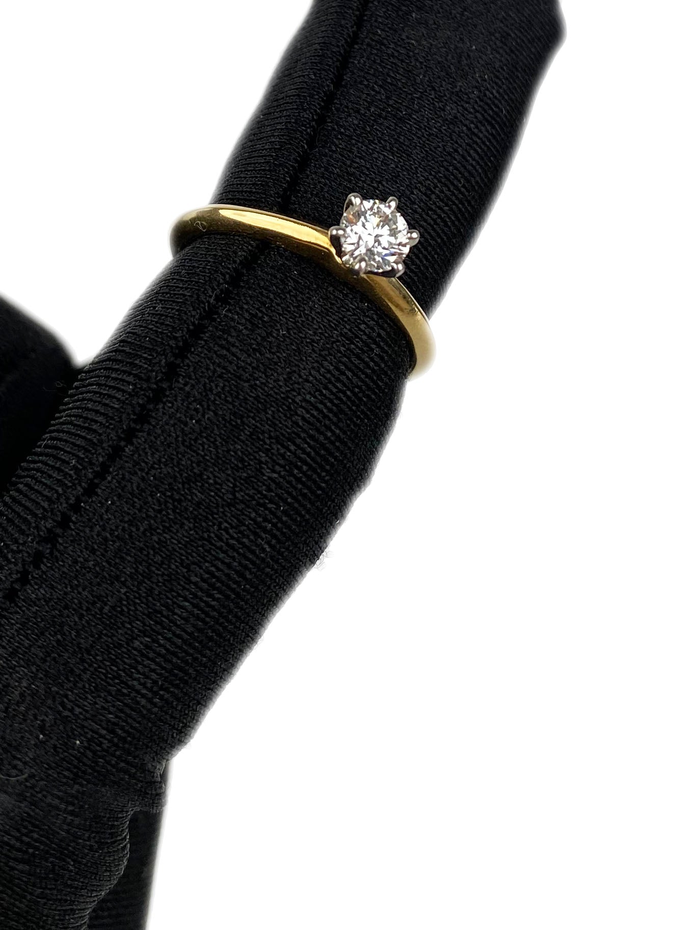 Tiffany 
Co 0.35ct Gold Ring