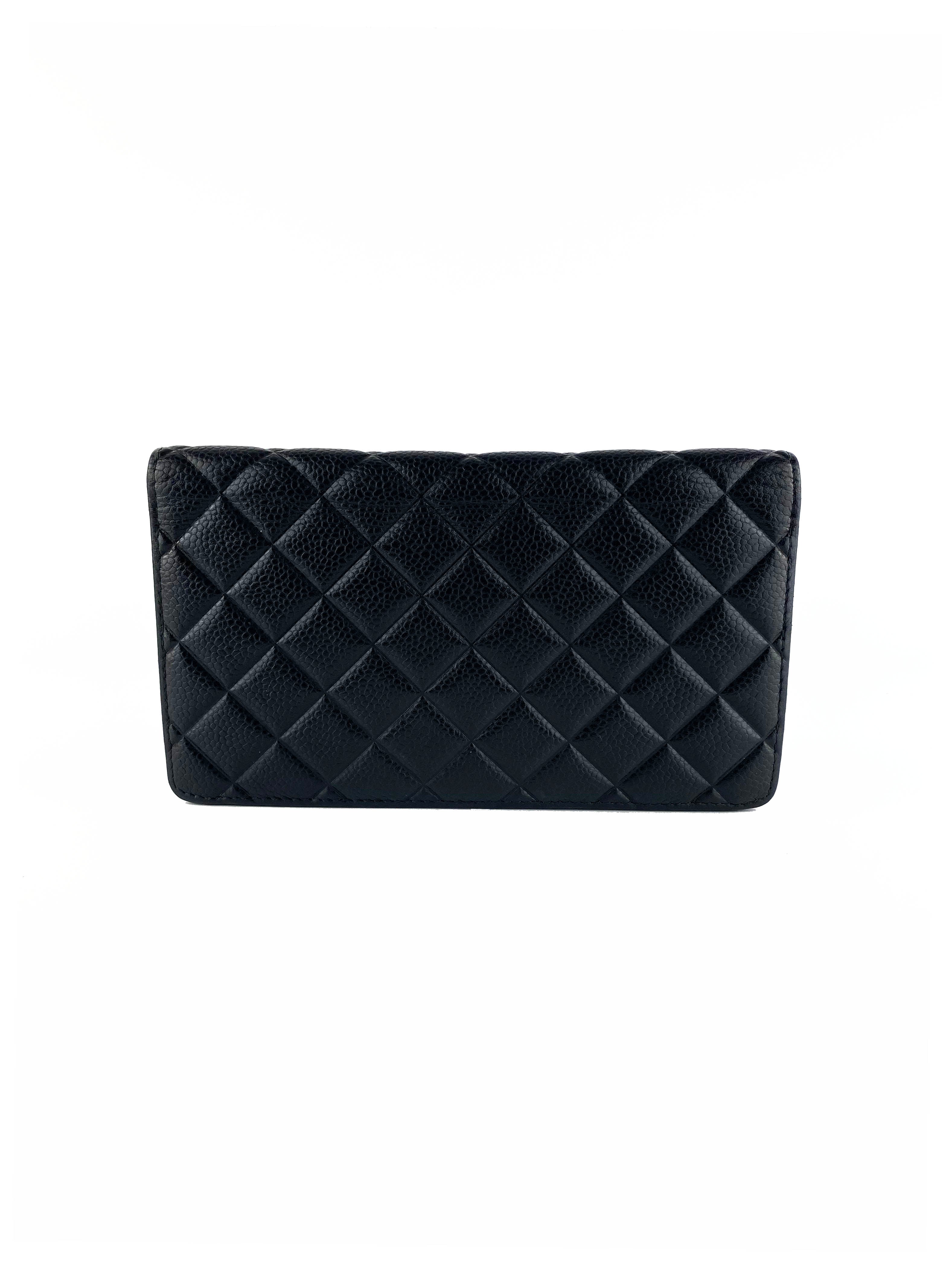 chanel-cc-logo-wallet-7.jpg