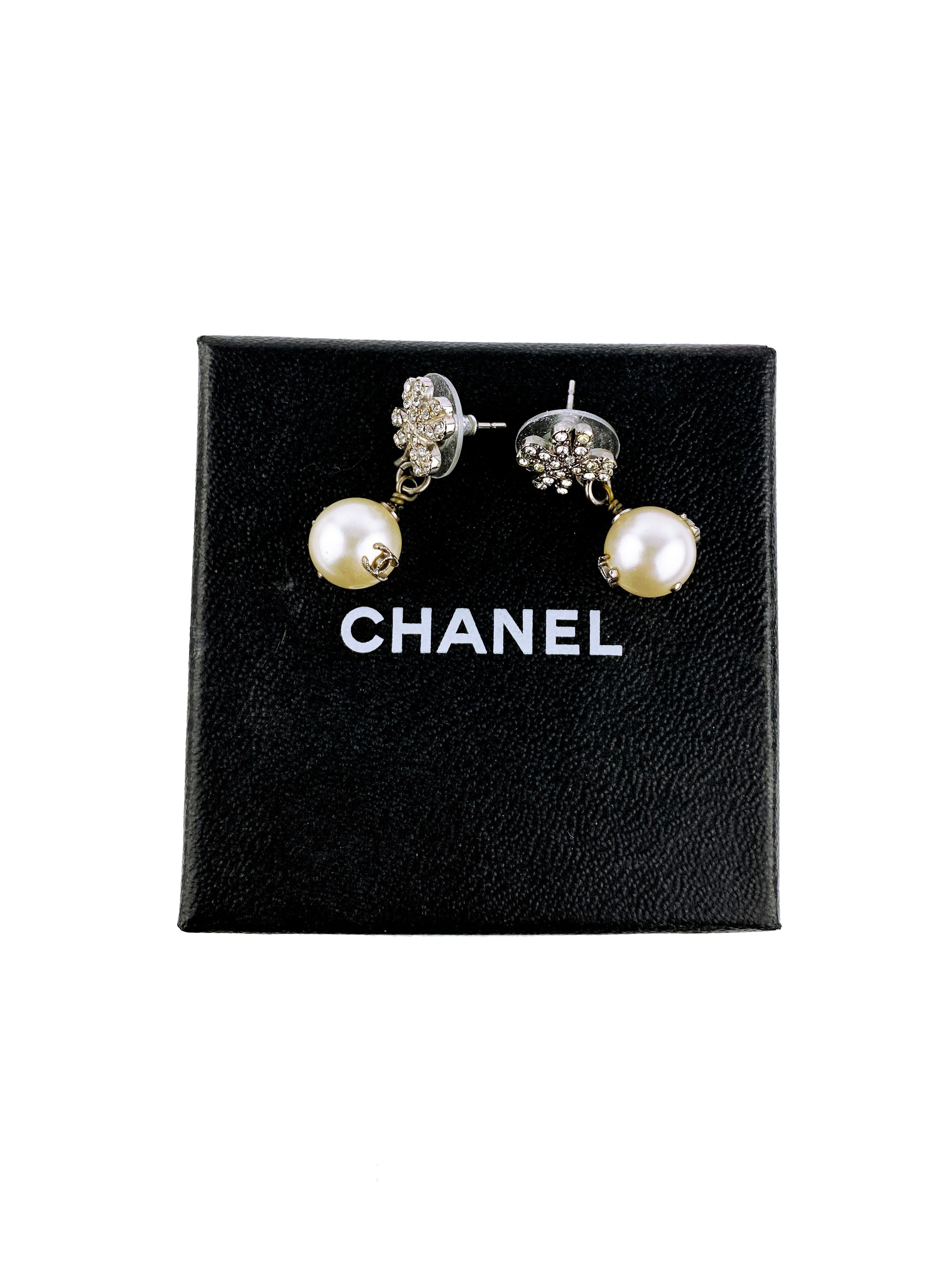 Chanel Boucles Pearl Drop Earrings