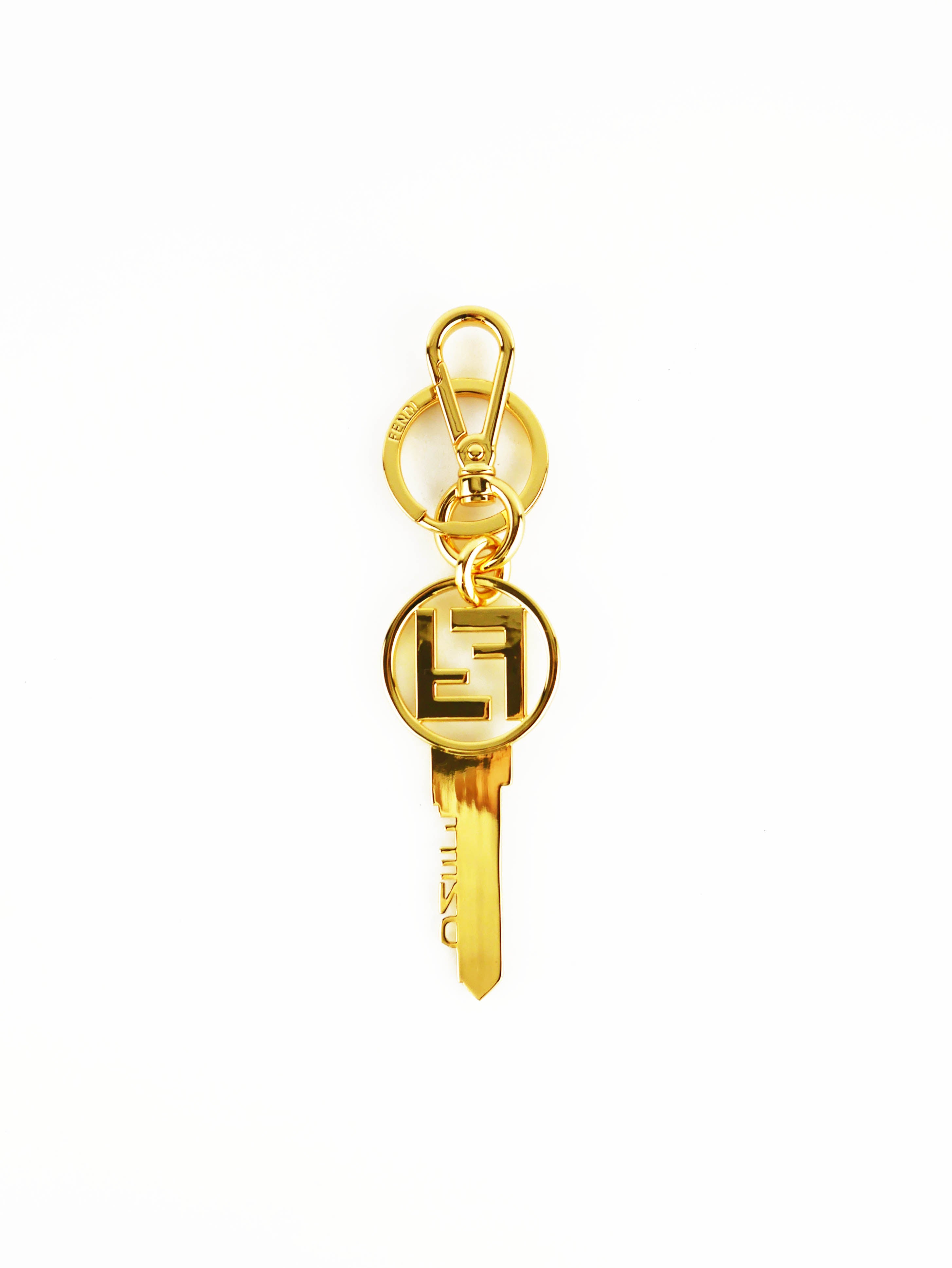 fendi-key-key-ring-3.jpg