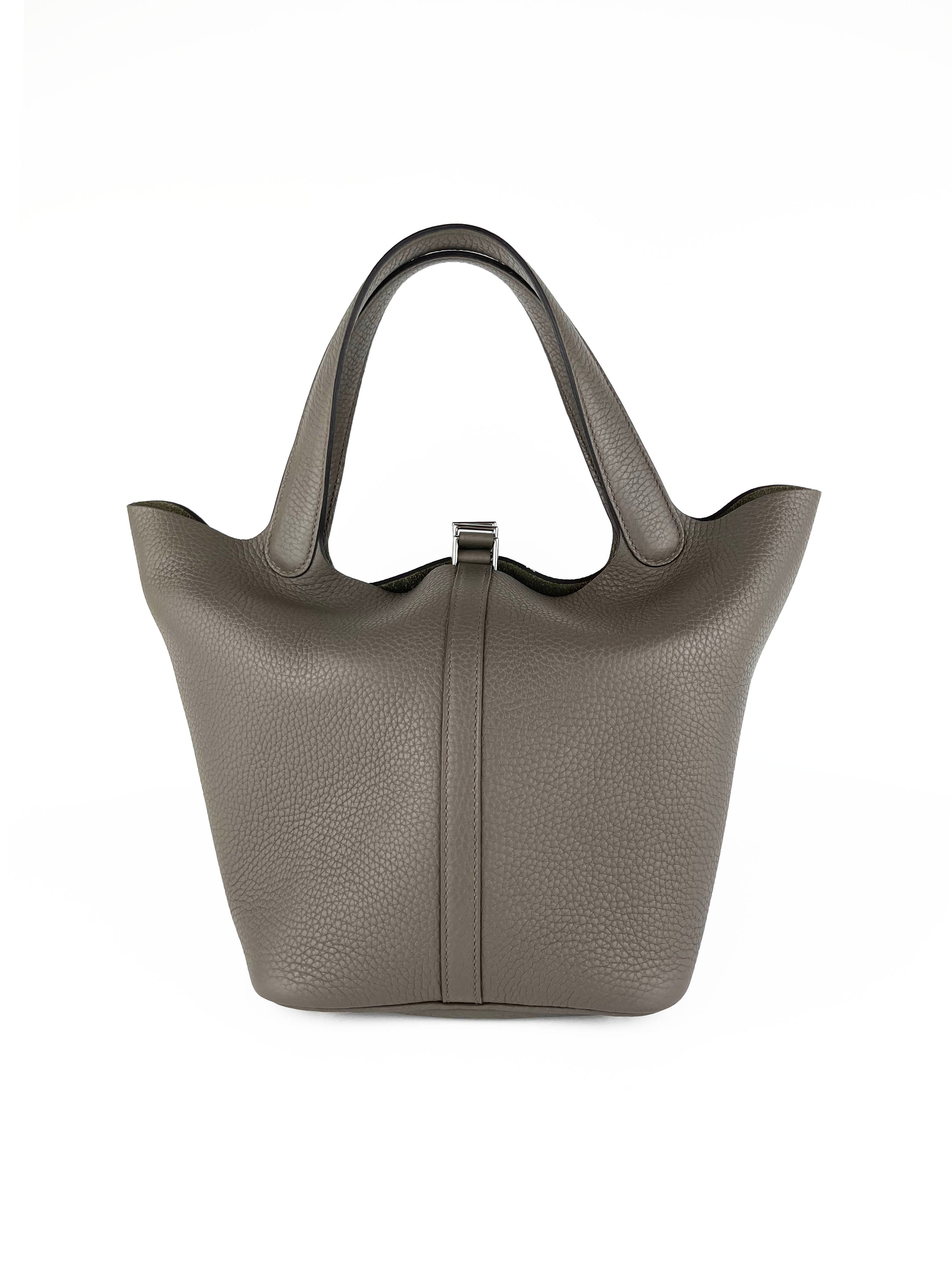 Hermes Etoupe Picotin 22 Bag