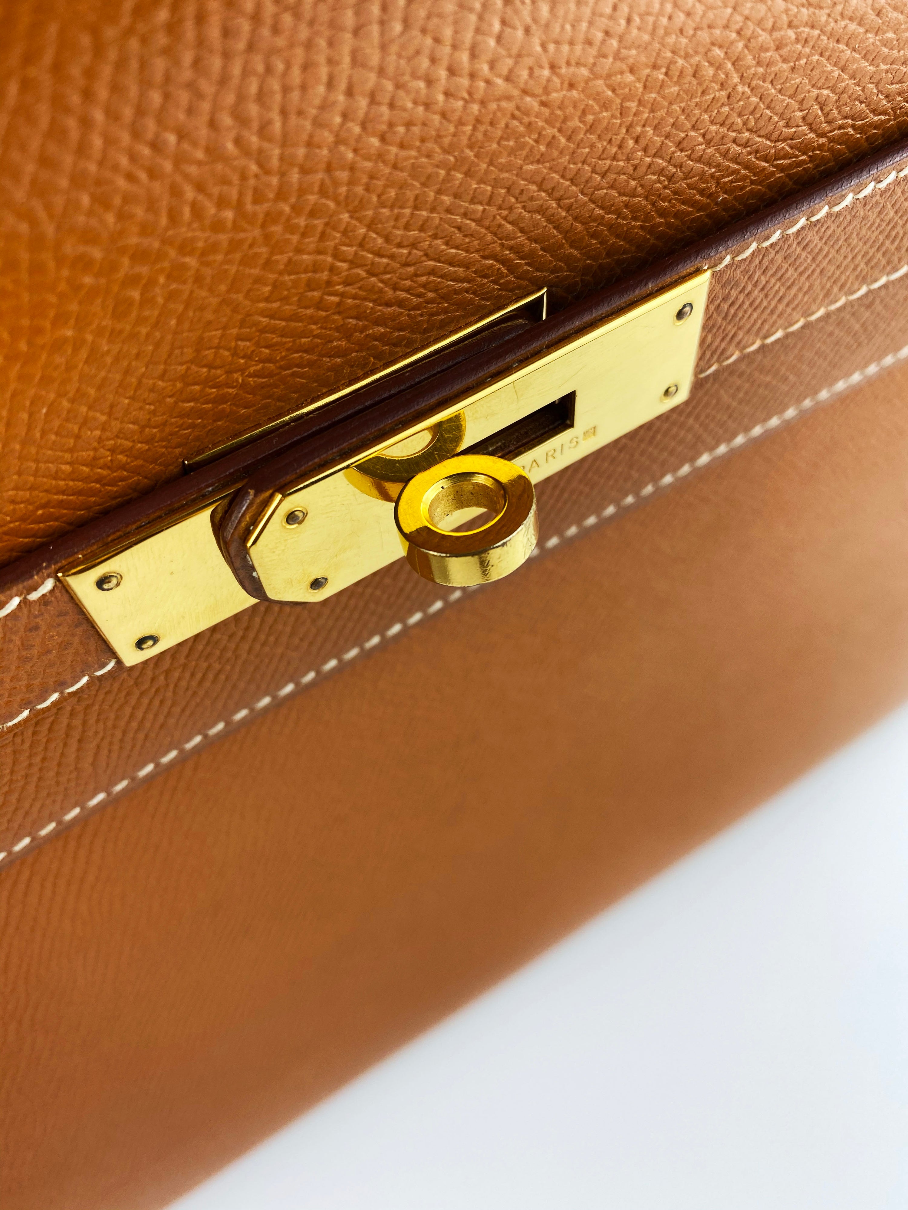 Hermes Gold Kelly 32